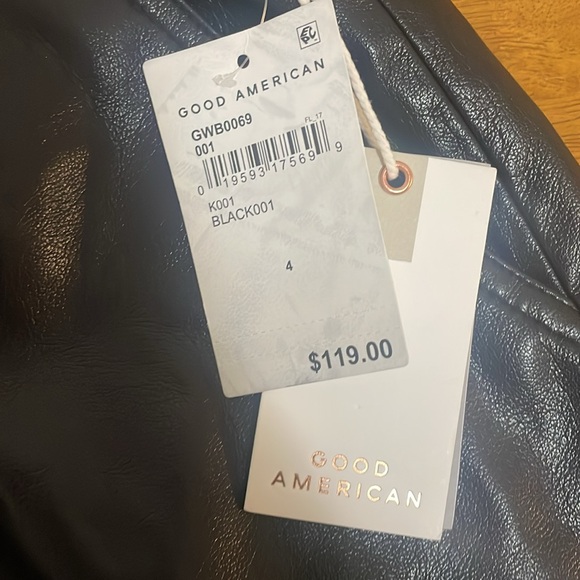 NWT Good American Size 4 Black Leather Shorts - Picture 2 of 3